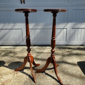 Vintage The Bombay Company Elegant Cherry Pedestal Plant Stands 35" Tall PAIR